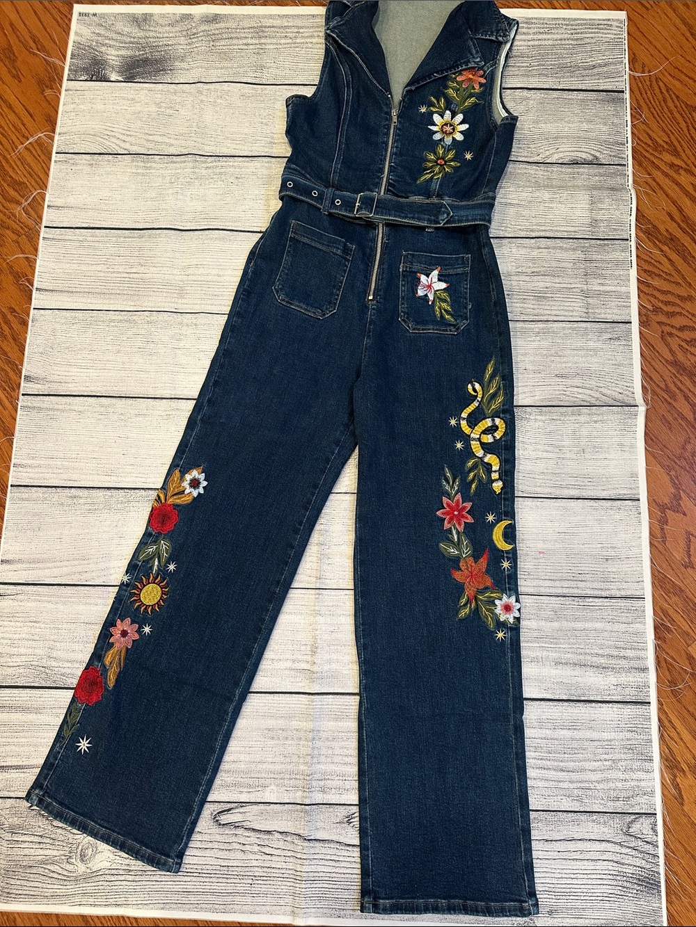 Peekskill Sz Large Embroidered Dark Blue Denim Jumpsuit with Belted Waist • NEW! - Picture 4 of 12